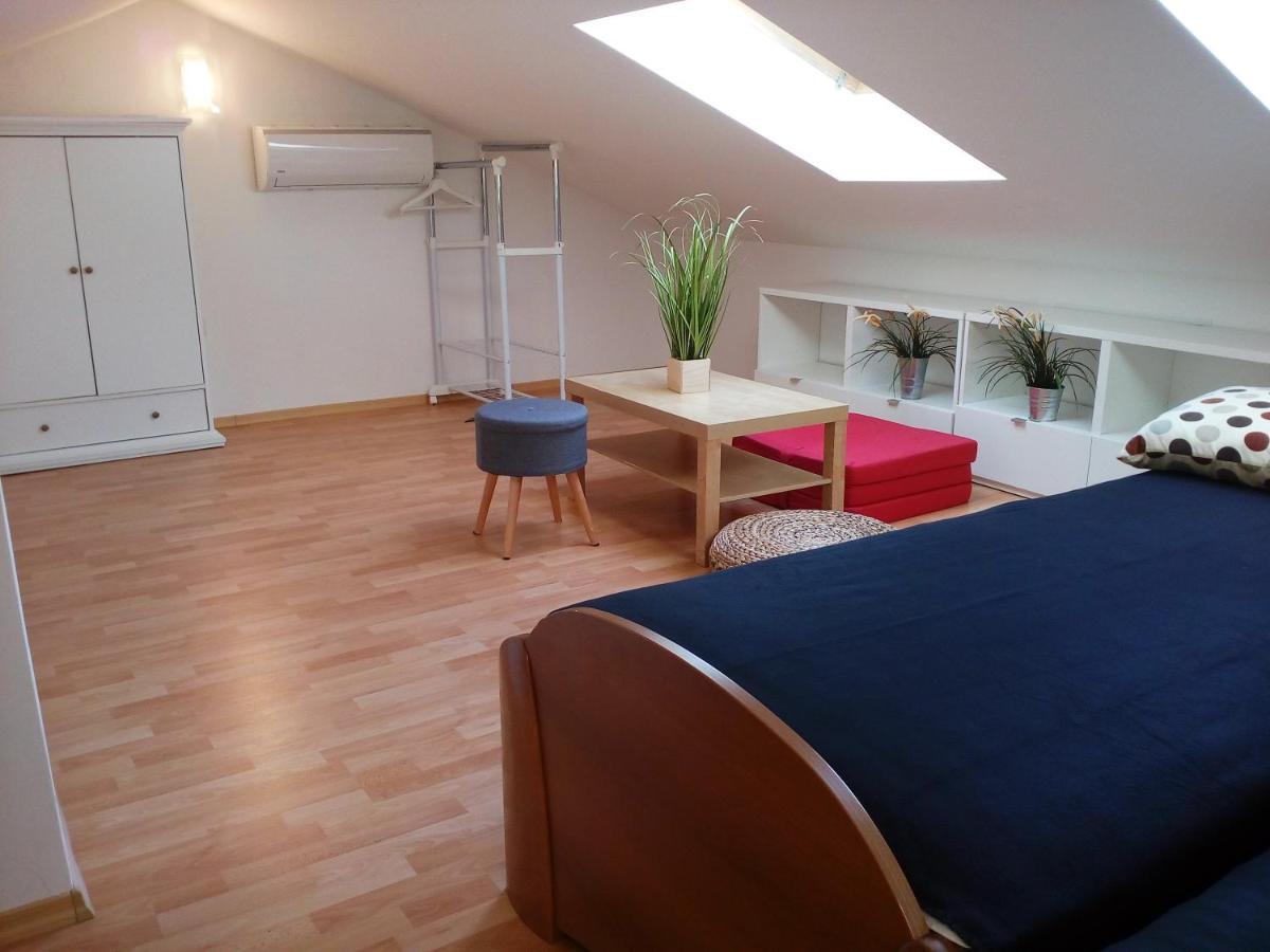 Gallery Apartman Nada Žaborić Exterior foto